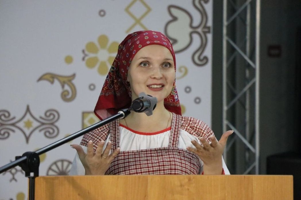 Анастасия Михайлова: «Сохраняя традиции предков, мы развиваемся сами и развиваем родную республику».