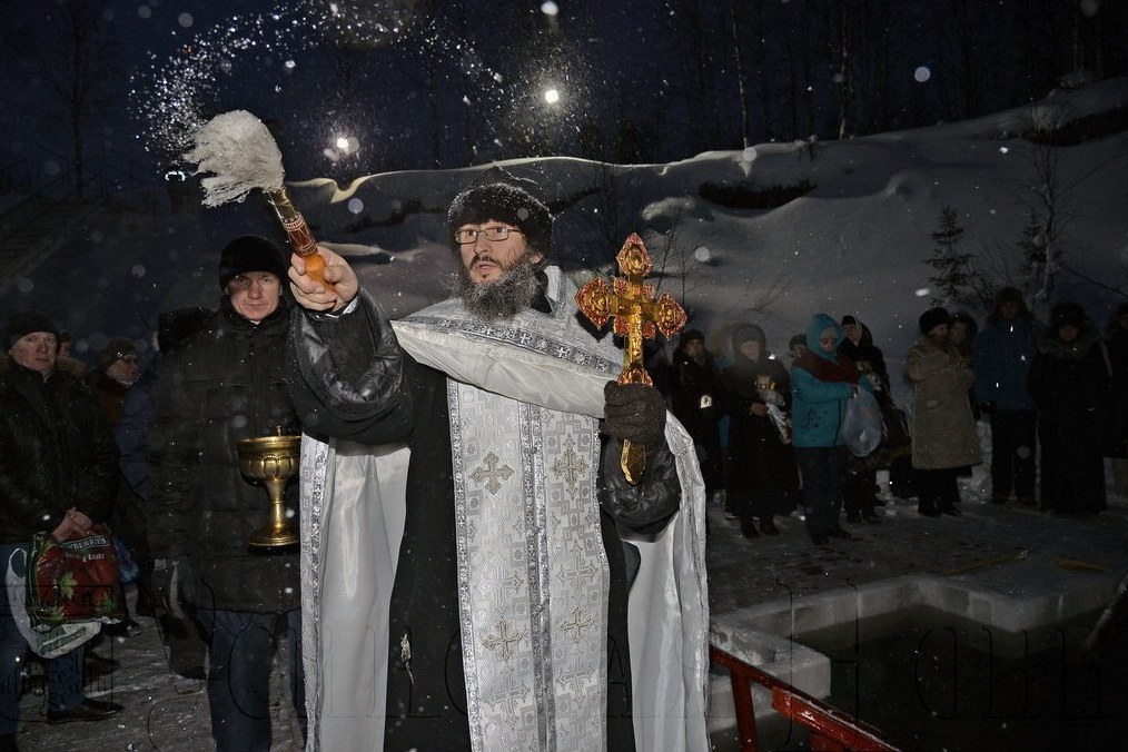 В Усинске готовятся к празднованию Крещения Господня.