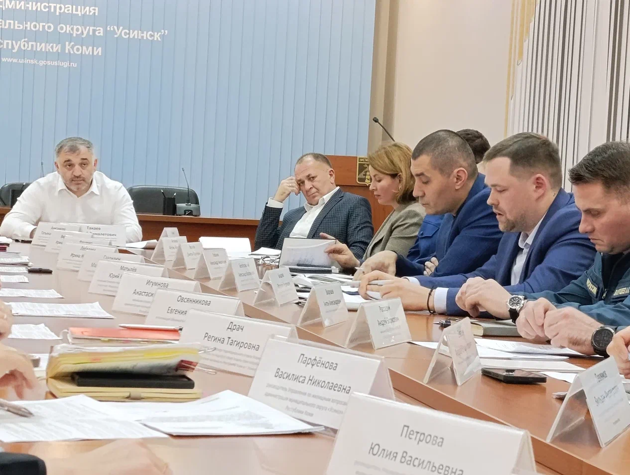 Готовность к зимнему периоду и безопасность населения – в центре внимания комиссии по чрезвычайным ситуациям.