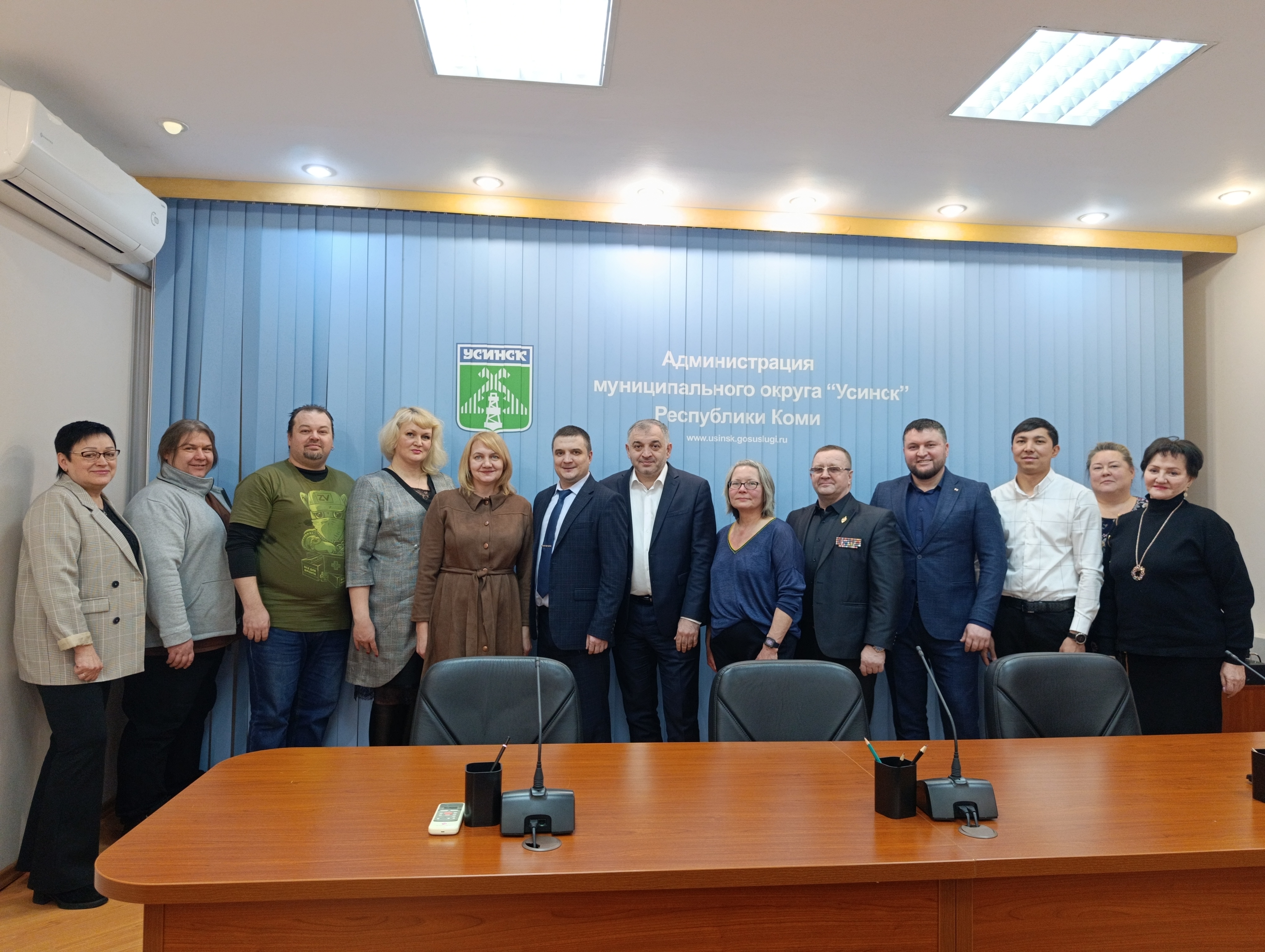 В Усинске прошло первое заседание нового состава общественной палаты.