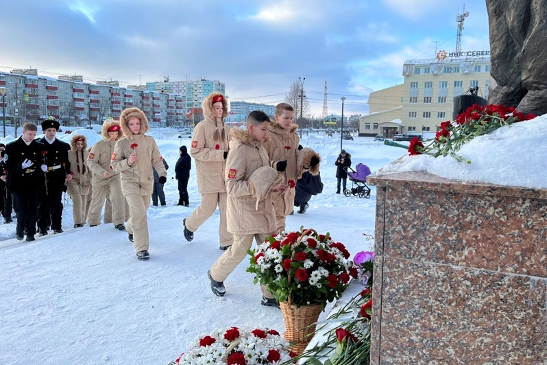 Подвиг воинов-интернационалистов почтили в Усинске.