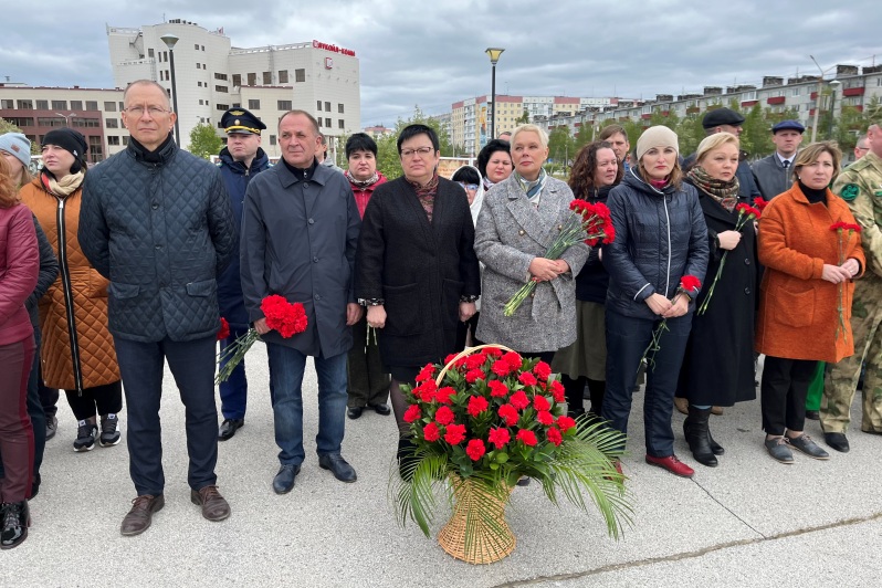 Усинцы приняли участие во Всероссийской акции «Минута молчания».