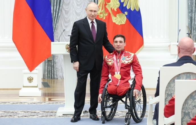 Иван Голубков и Владимир Путин.