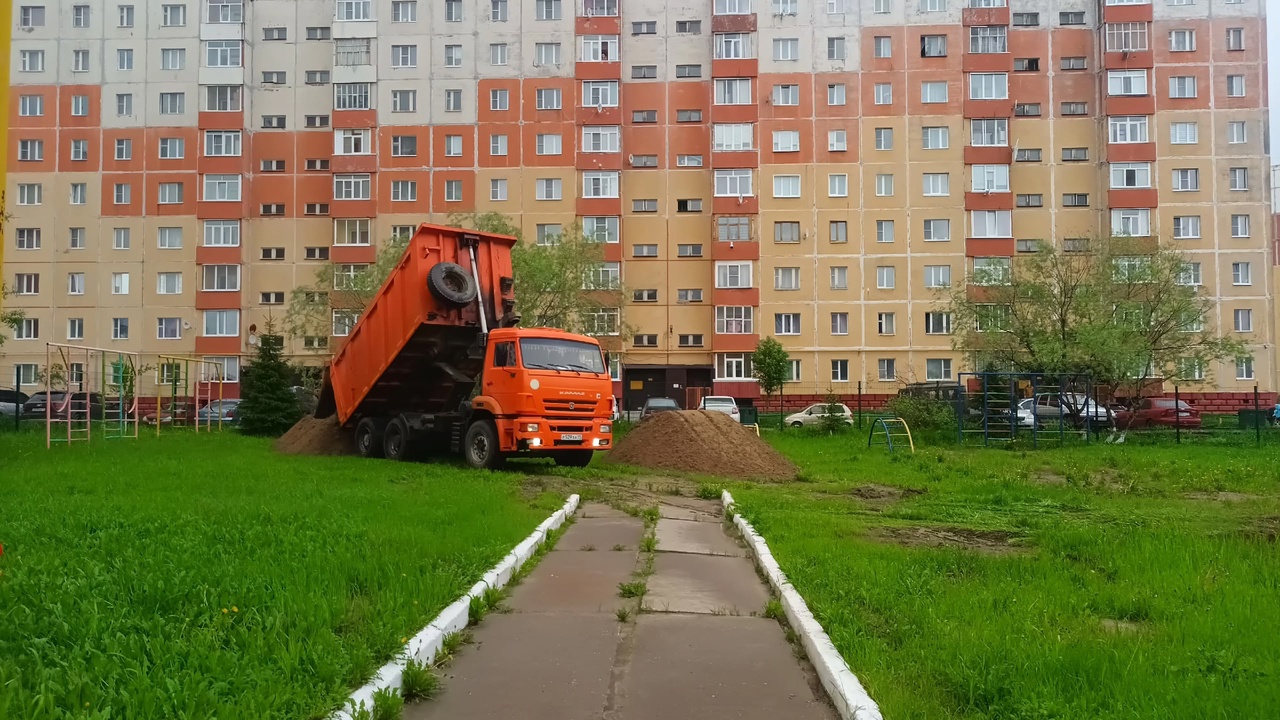 &quot;Территория чемпионов&quot;: в Усинске создают современную спортивную площадку для детей.
