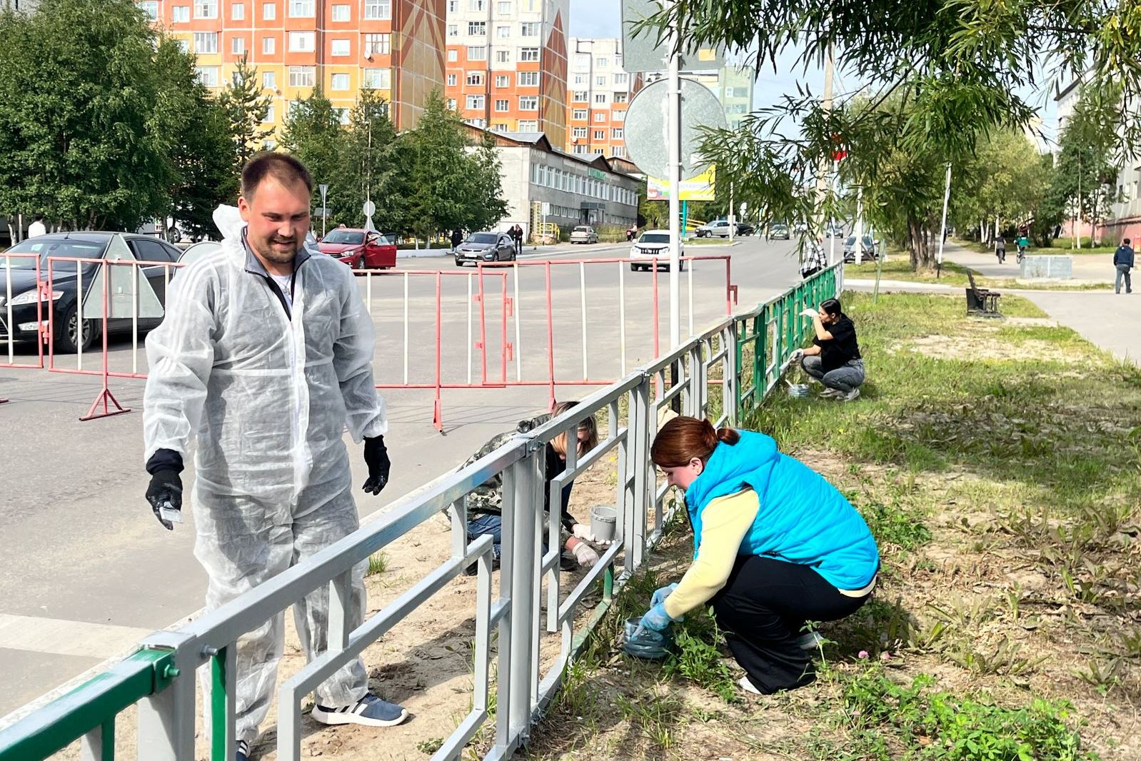 Жители округа «Усинск» поддержали Всероссийский экологический субботник «Зеленая Россия» и эколого-патриотическую акцию «Лес Победы».