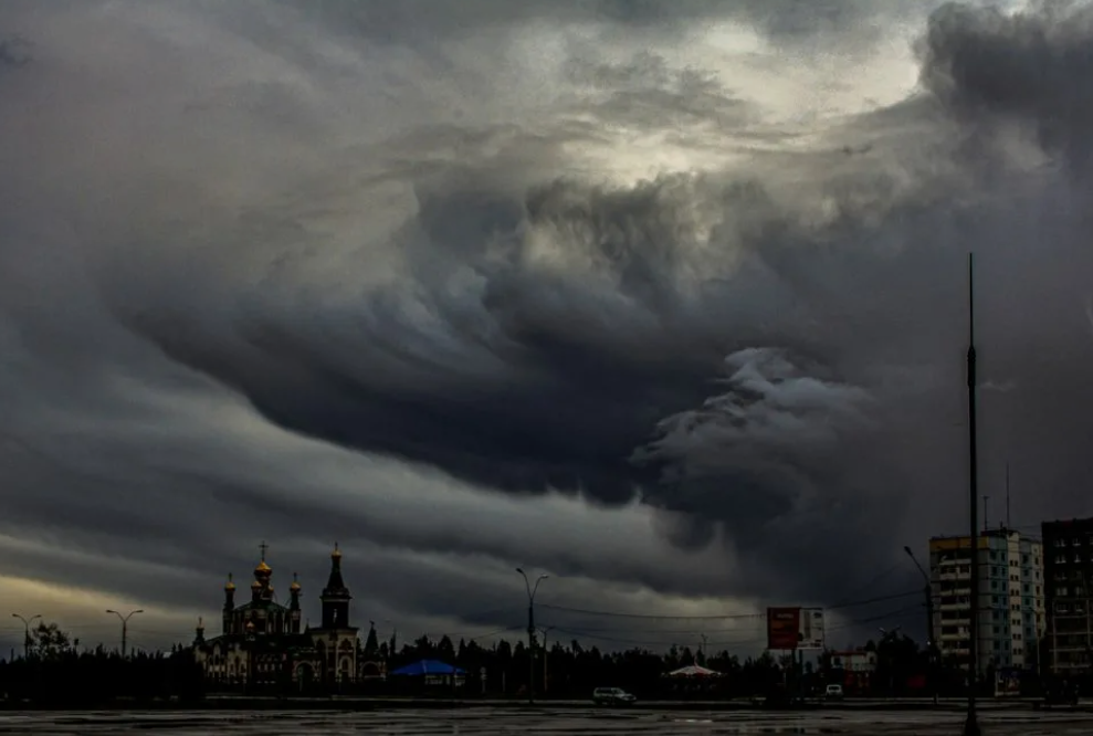 Предупреждение о ливне, ветре, граде.