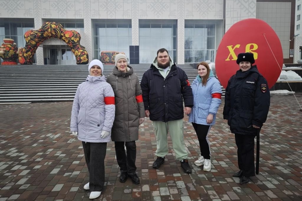 добровольная народная дружина на празднике Светлой Пасхи.