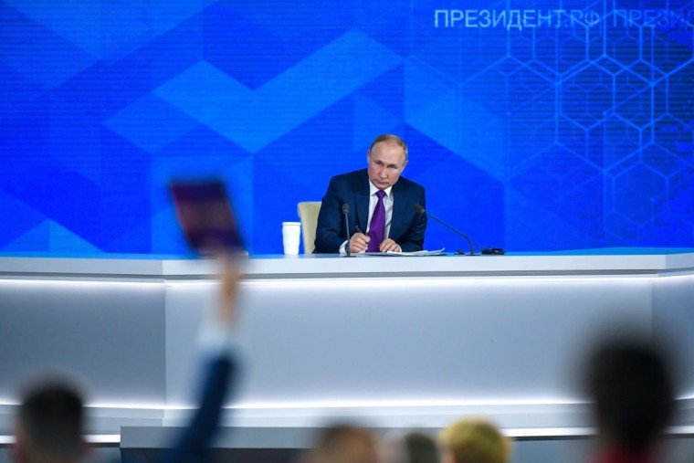 14 декабря Владимир Путин пообщается с региональными журналистами и жителями страны. 14 декабря Владимир Путин пообщается с региональными журналистами и жителями страны.