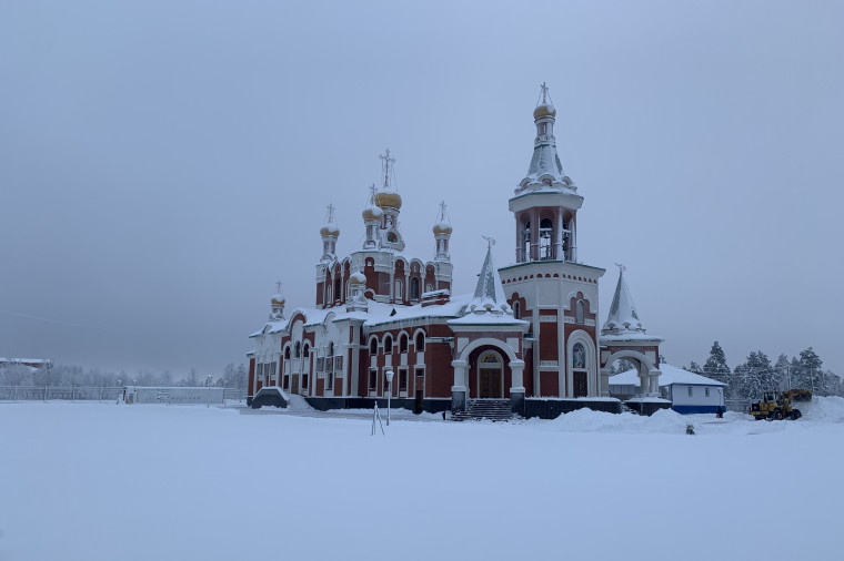 Расписание богослужений на Пасхальные торжества в Воскресенском кафедральном соборе. Расписание богослужений на Пасхальные торжества в Воскресенском кафедральном соборе.