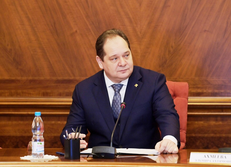 Ростислав Гольдштейн объявил 2025 год в республике Годом героев Коми. Ростислав Гольдштейн объявил 2025 год в республике Годом героев Коми.