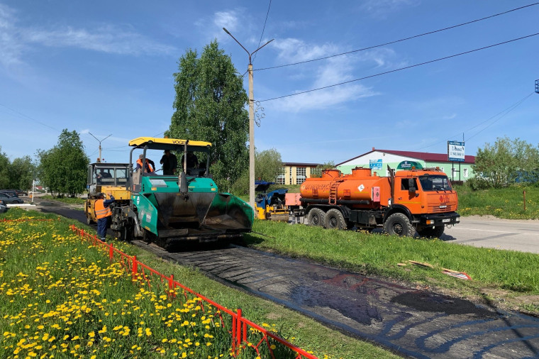 Усинск готовится к старту летней дорожной кампании. Усинск готовится к старту летней дорожной кампании.