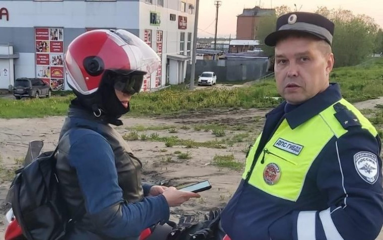 Госавтоинспекция Усинска напоминает о безопасности на дорогах. Госавтоинспекция Усинска напоминает о безопасности на дорогах.
