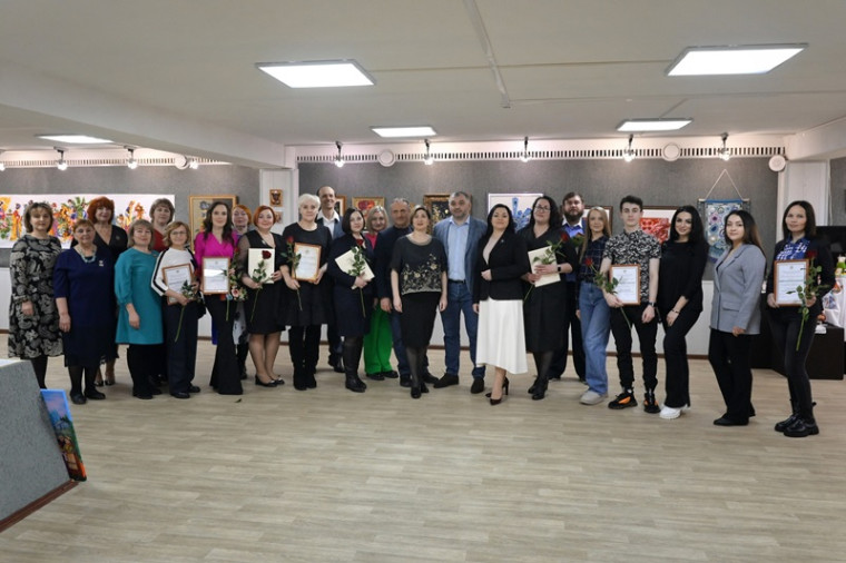 В День работника культуры состоялось открытие фотоэкспозиции «Прекрасная страна культура». В День работника культуры состоялось открытие фотоэкспозиции «Прекрасная страна культура».